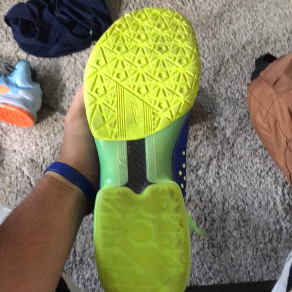 KD 5 Low Superhero - Picture 5 of 5